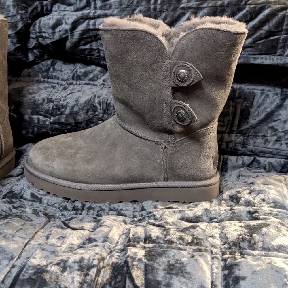Women's UGG Boots